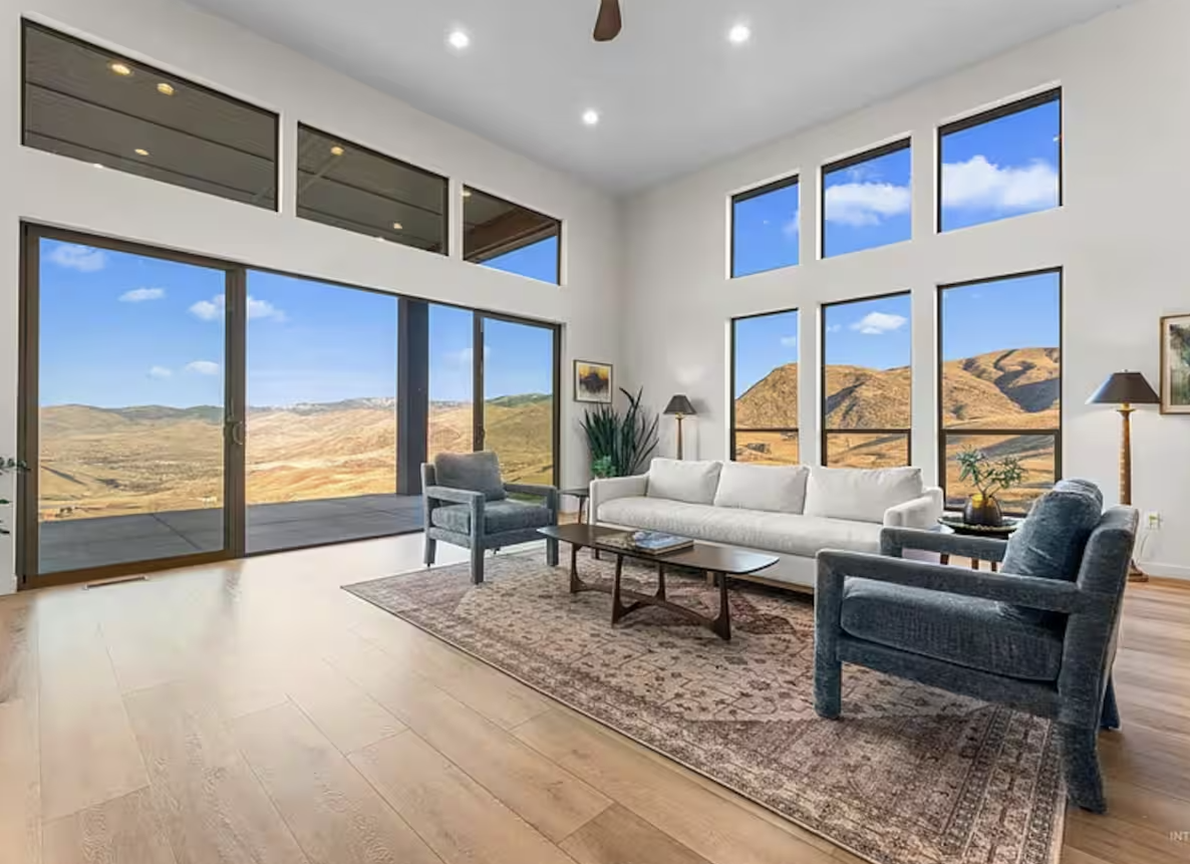 Screenshot2025-10-29...